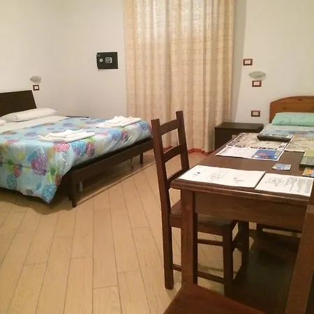 Oda ve Kahvaltı B&B Villa Ceccarini Fonte D'Oro 2*