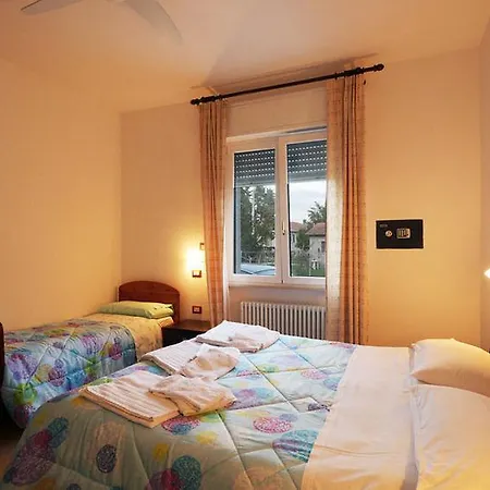 B&B Villa Ceccarini Fonte D'Oro Oda ve Kahvaltı