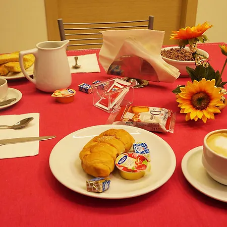 B&B Villa Ceccarini Fonte D'Oro Frühstückspension