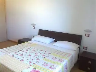 B&B Villa Ceccarini Fonte D'Oro Frühstückspension 2*