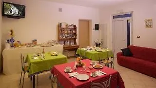 B&B Villa Ceccarini Fonte D'Oro Frühstückspension 2*